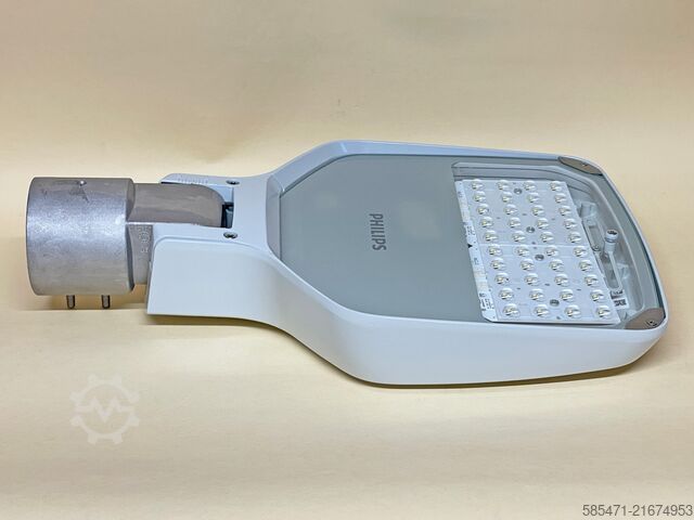 Philips LED street lighting Philips BGP307 LED120-4S/740 l DM11 48/76S