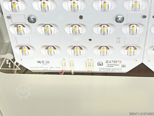 Philips LED street lighting Philips BGP307 LED120-4S/740 l DM11 48/76S
