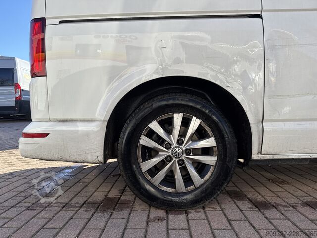 Camper Volkswagen California Ocean 2022 | Automatico | Tetto a soffietto