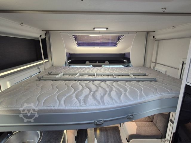 Semi-integrated camper CHAUSSON 788 Titanium Premium *Autom.*Luft*SAT+TV*Hubbett