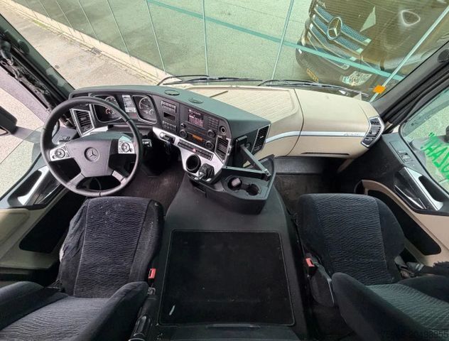 Standard tractor unit MERCEDES-BENZ Actros 2045 EURO 6 FULL SPOILER 778.000 KM NL-TR