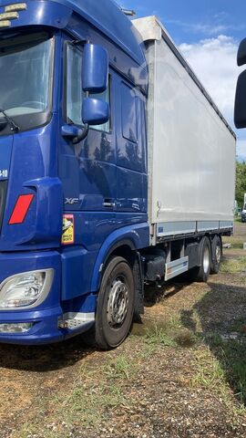 Standardní tahač DAF XF 530