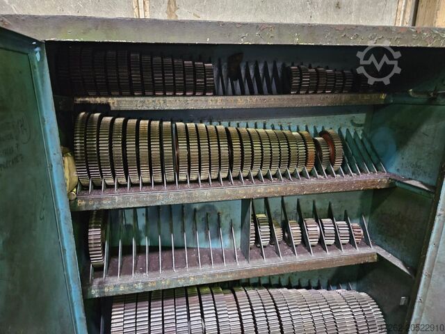 Zahnradfräsmaschine TOS Celakovice FO 16