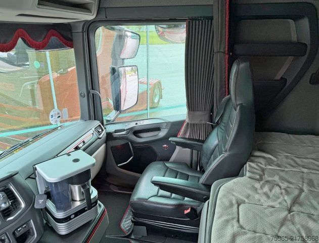 Standard trækkerunit SCANIA S650 V8 NGS KING FULL OPTIONS FULL AIR SUPER CON