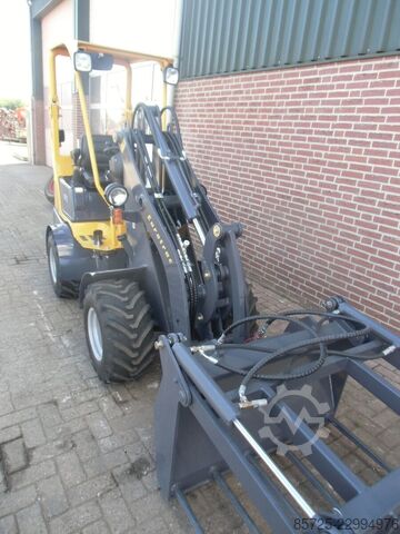 Eurotrac N4511, W11 Eurotrac N4511, W11