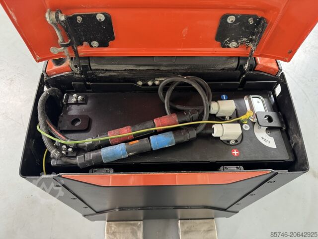 LPE 200 - Atex Pyroban EX 3D / Zona 22 !! ¡¡Batería NUEVA!! TOYOTA LPE 200 - Atex Pyroban EX 3D / Zone 22 !! NEW battery !!