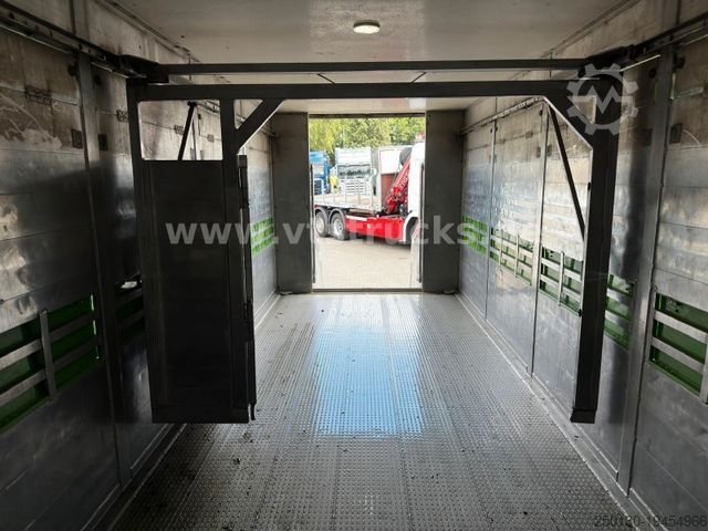 Cattle truck MAN TGX 18.420 4x2 1.Stock Cuppers Viehtransporter