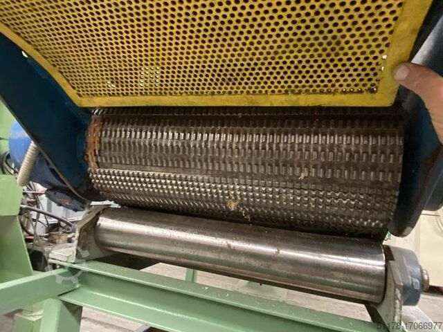 Hydraulische pers voor afkorten en lange houten stukken