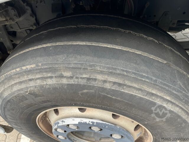 Padrão-SZM DAF XF 480 FTP Space Cab / 414 dkm / Stand Klima / ...