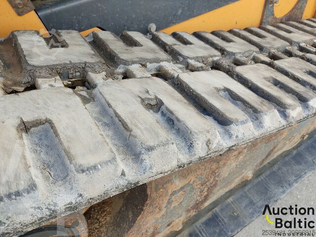 Carregador de lagartas Case TR 320