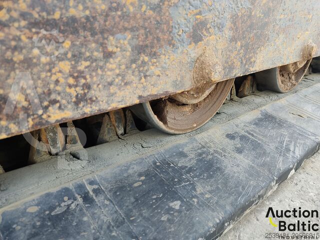 Carregador de lagartas Case TR 320