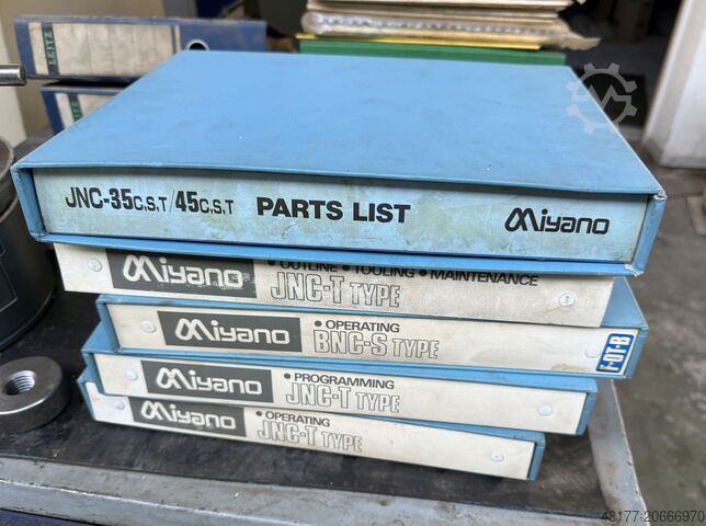 CNC-draaibank met 2 staafladers van het merk Hydrobar Miyano BNC 34-S Gegenspindel + JNC 45-T 2. Revl