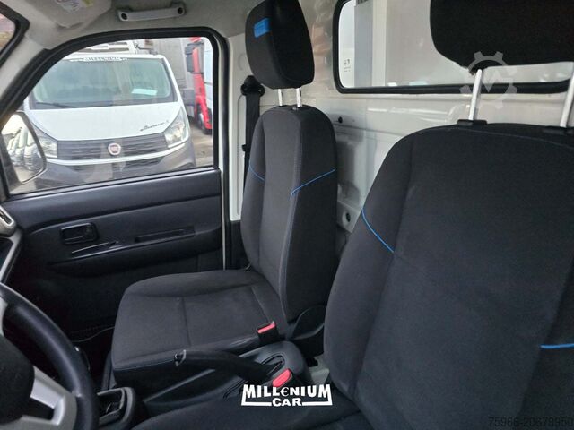 Fourgon isotherme frigorifique Piaggio PIAGGIO PORTER NP6 2022 GPL CELLA FRIGO