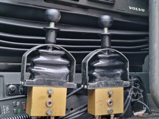 Wywrotka Volvo FH 13.500 8x4*4 - Kipper 2 seiten kipper - Full...