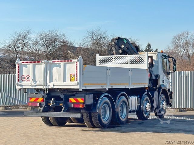 Jeřáb na nákladním automobilu IVECO TRAKKER * HIAB 211 E - 6 HIDUO+ FUNK / 8x4 *TOP