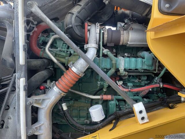 Pala gommata Volvo L 60 G