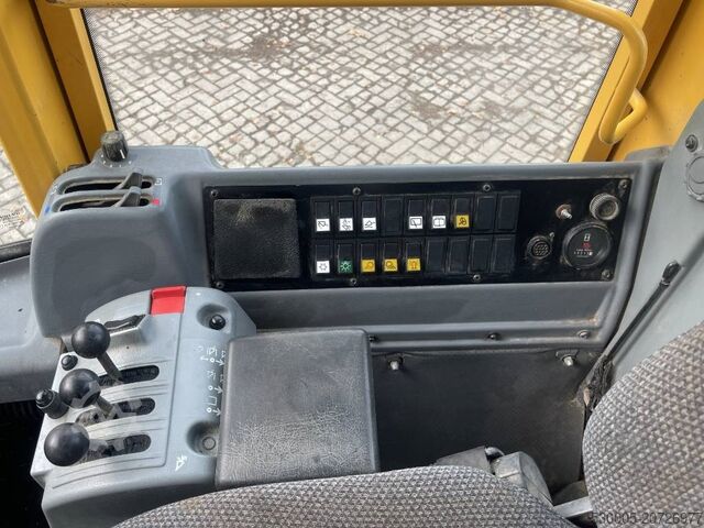 Pala gommata Volvo L 50 D