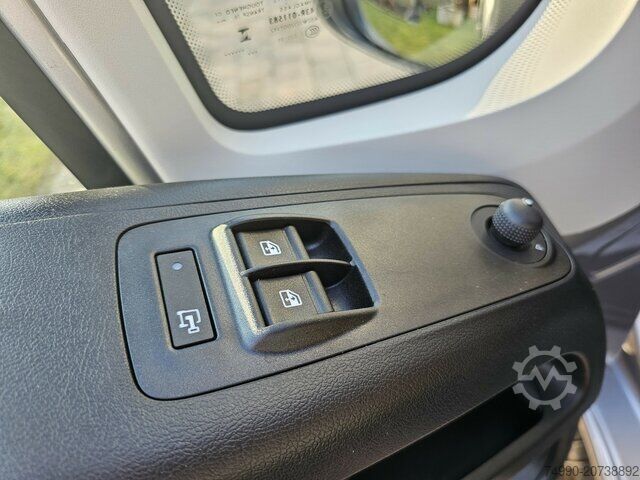 High top van Fiat Ducato 35 Automatik L2H2 180 Voll-LED V-Cockpit