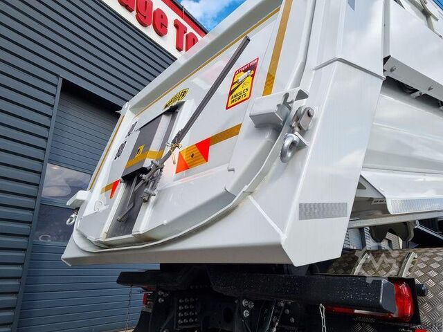 Camião basculante Iveco T WAY 450 BENNE RONDE