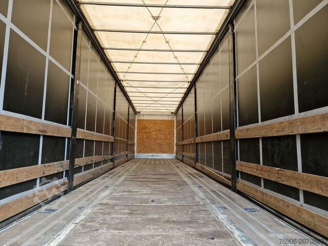 Semi-remorque Fruehauf Non spécifié