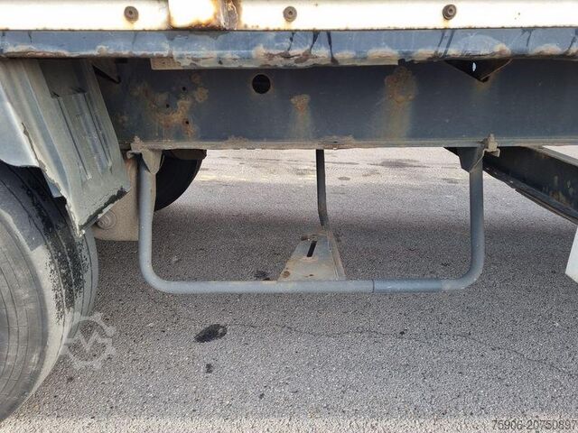 Box semitrailers Krone FOURGON + HAYON