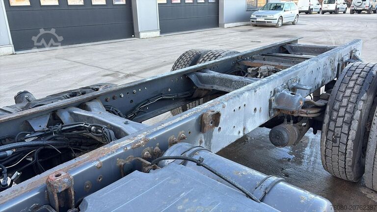 Chassis cabine Renault Premium 320 (FULL STEEL / LAMES / BOITE MANUELL...