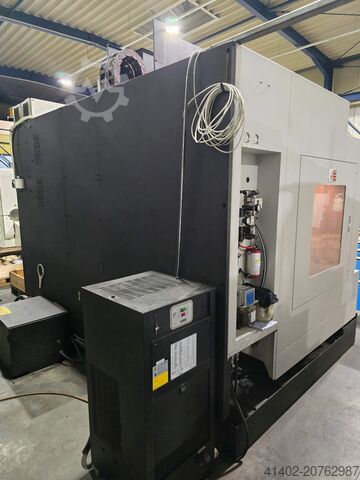 Pionowe centrum obróbcze Micromill V 22