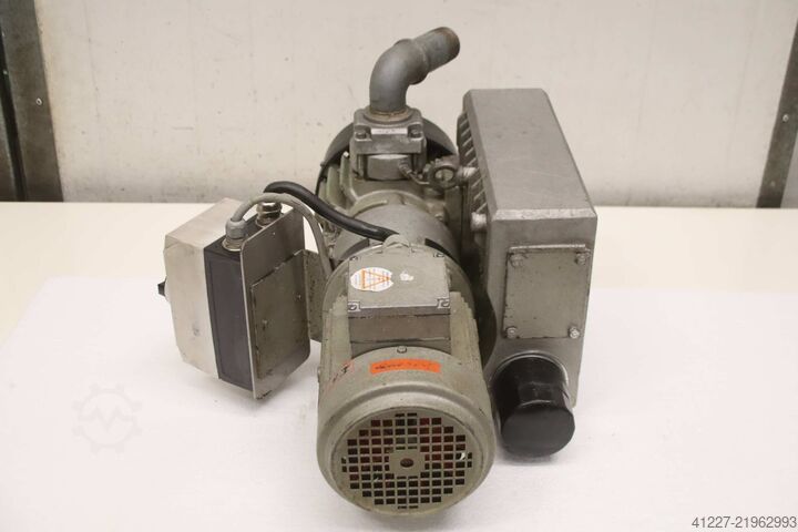 Vakum pompası 0,75 kW Busch RC 0025 E 501