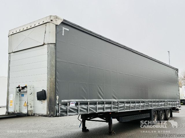 Öppen semitrailer med kapell Schmitz Cargobull Curtainsider Mega Getränke