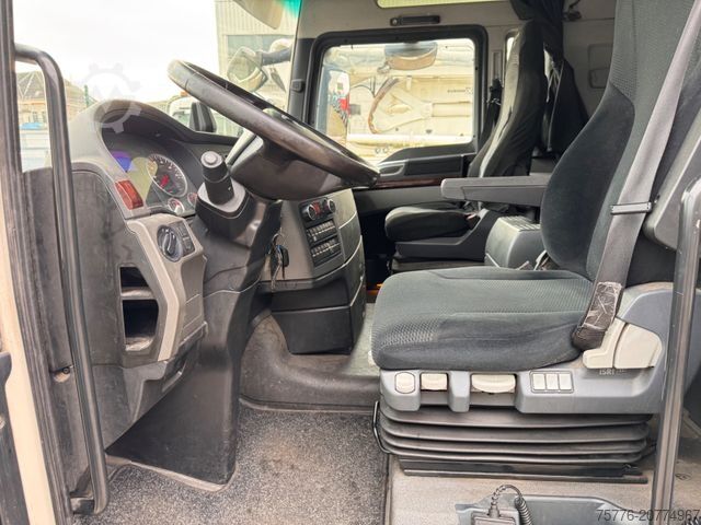 Volume tractor unit MAN TGX 18.440 4x2 LLS-U LowLiner XXL