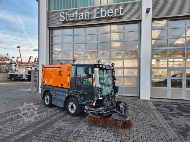 Road sweeper SCHMIDT Swingo Compact 200+ Winterdienst Klima