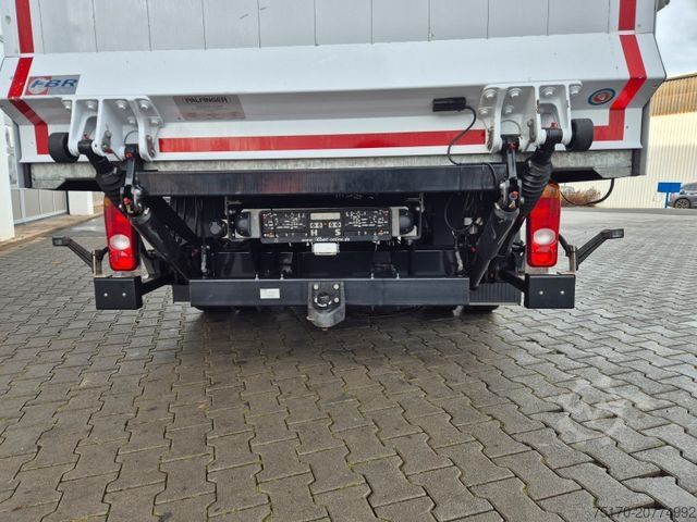 Curtain sider van MITSUBISHI Canter 7C15 LBW Klima Navi Kamera AHK