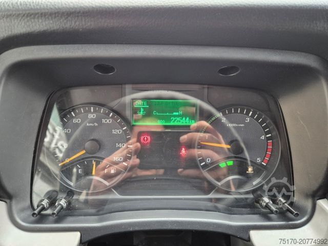 Curtain sider van MITSUBISHI Canter 7C15 LBW Klima Navi Kamera AHK