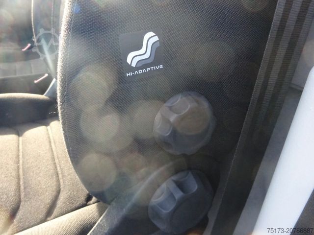 Furgão de teto alto IVECO Daily Kasten 35 S 16HA8 V L 156PS Autm. AHK