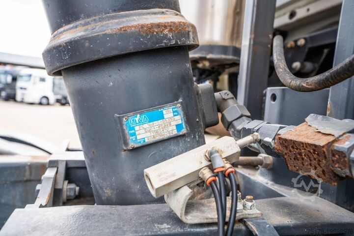 Kipper MERCEDES ACTROS 3241 K -MP3-E5