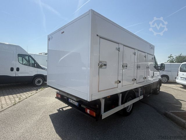 Tilpasset varevogn IVECO DAILY 35C14H PIASTRE EUTETTICHE