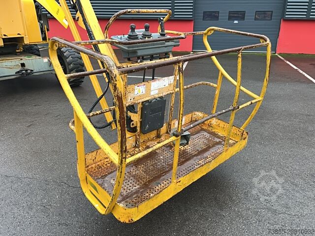 Przegubowa platforma robocza Haulotte Ha 20 Px (21m)