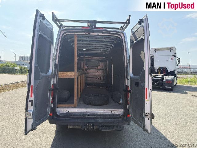 Furgoneta de caja alta MAN TGE 3.160 4X2 SB