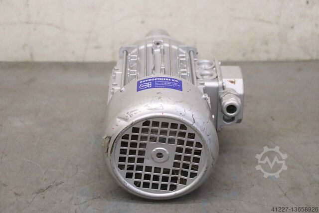 Gearmotor 0,37 kW 35 o/min Ruhrgetriebe SN9BFH H7 1B/4