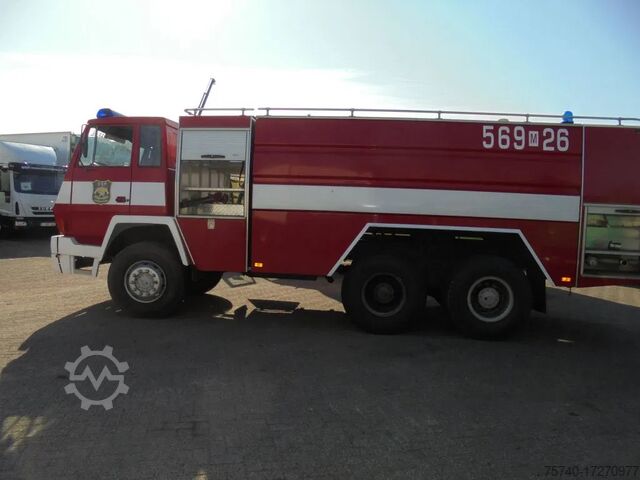 Camión de bomberos Steyr 1490 + Manual + 6X6 + 16000 L + TATRA