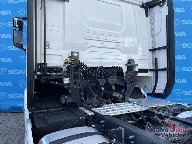 Tractora standard Scania R 460 A4x2NA DIFF-L RETARDER SUPER! ACC VECTO 3