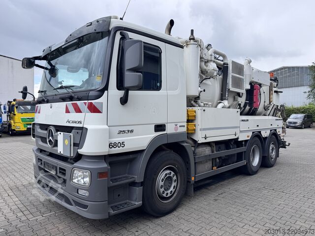 Vákuum- és nyomásos teherautó Mercedes-Benz Actros 2536