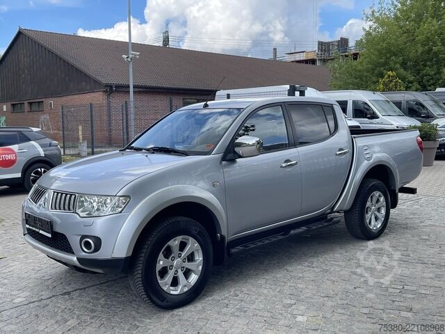 Pick-up mitsubishi L200 2.5DI-D INTENSE Doppelkabine 1H*AHK*RFK*