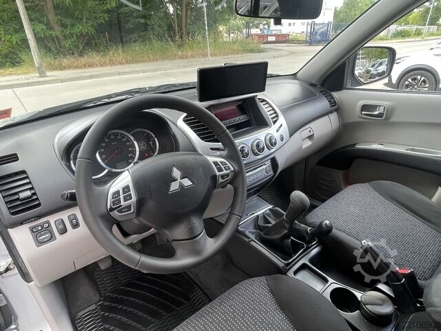 Pick-up mitsubishi L200 2.5DI-D INTENSE Doppelkabine 1H*AHK*RFK*