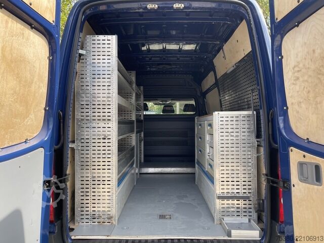 Dobozos furgon Volkswagen Crafter 50 35 *WERKSTATTWAGEN*