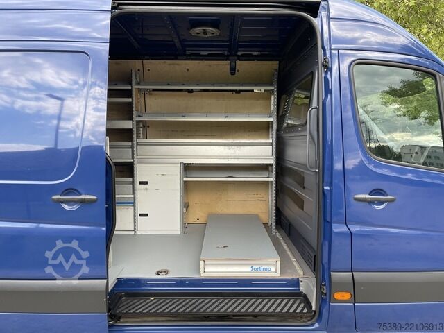 Dobozos furgon Volkswagen Crafter 50 35 *WERKSTATTWAGEN*