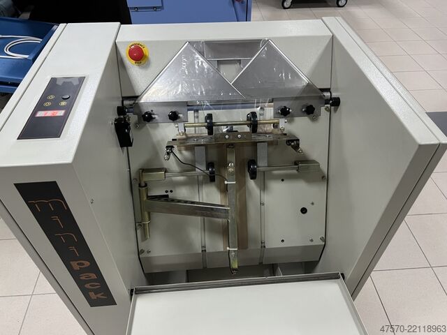Folieindpakningsmaskine, posefyldningsmaskine Minipack Torre Mailbag Packaging Machine bagging machine