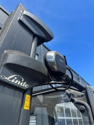 Ηλεκτρικό - 4 τροχοί Linde E30H-01/600