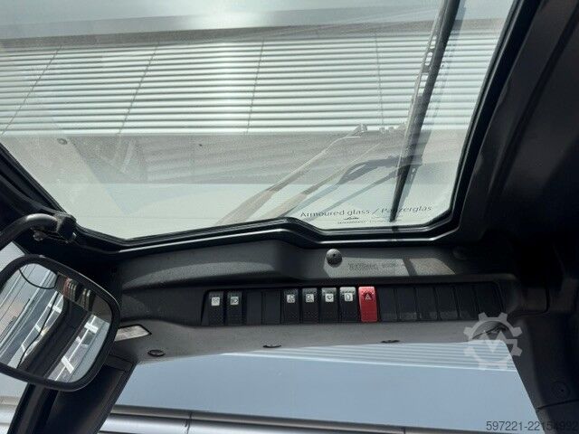 Ηλεκτρικό - 4 τροχοί Linde E30H-01/600