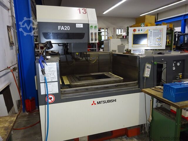 Drahterodiermaschine Mitsubishi FA 20